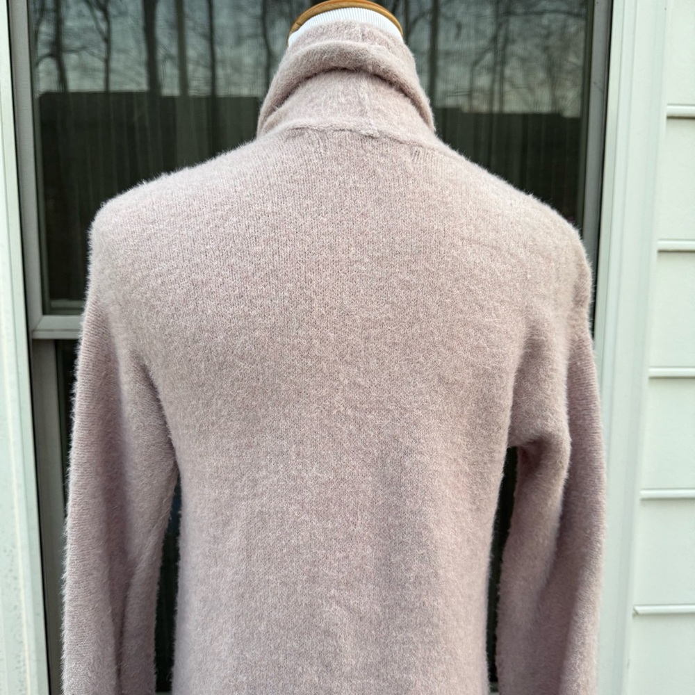 Sleeping on snow by Anthropologie Thornton Longline Fuzzy Cardigan Mauve Lilac - Picture 10 of 16